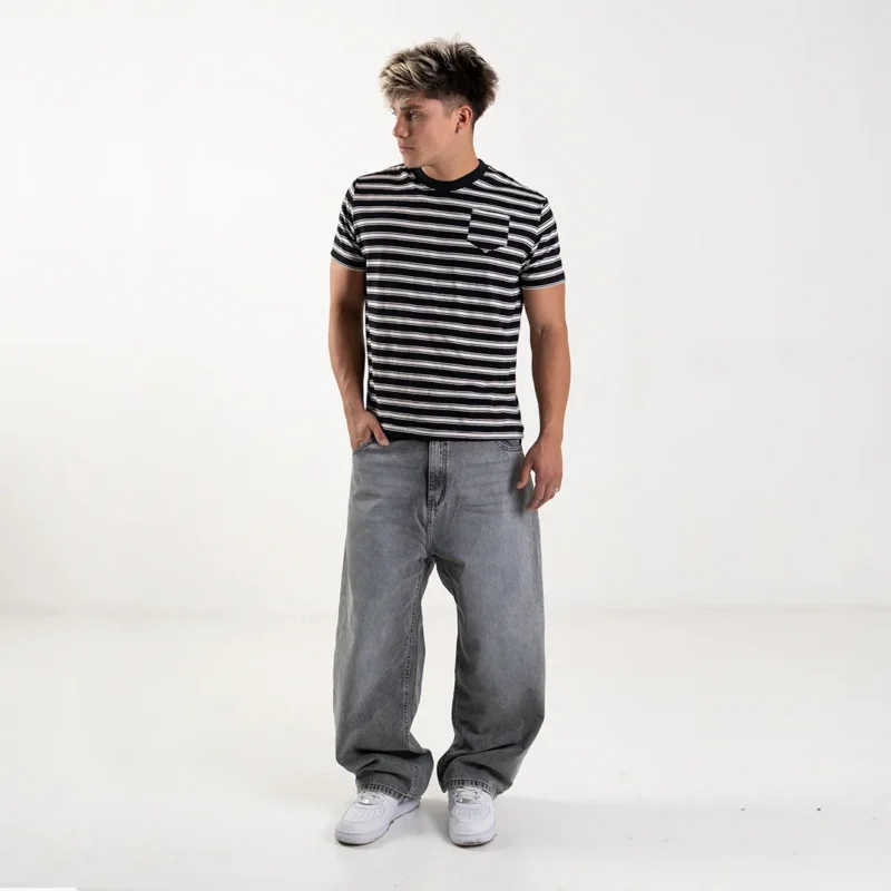 Pocket Striped Black Tee - Imagen 3