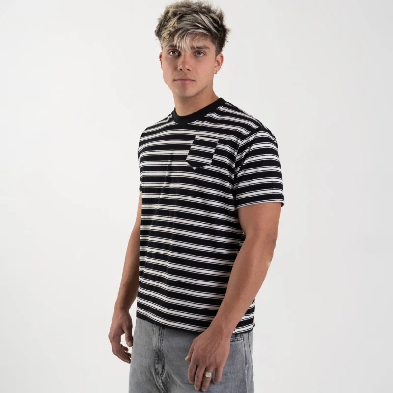 Pocket Striped Black Tee - Imagen 4